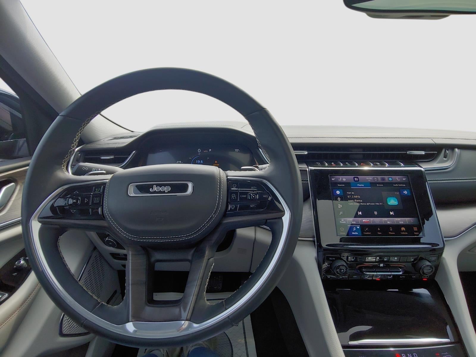 2022 Jeep Grand Cherokee Overland