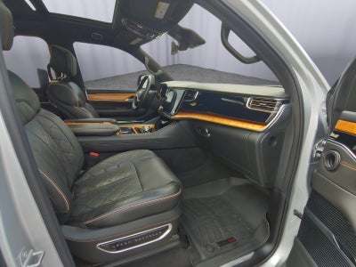 2022 Jeep Grand Wagoneer Series III