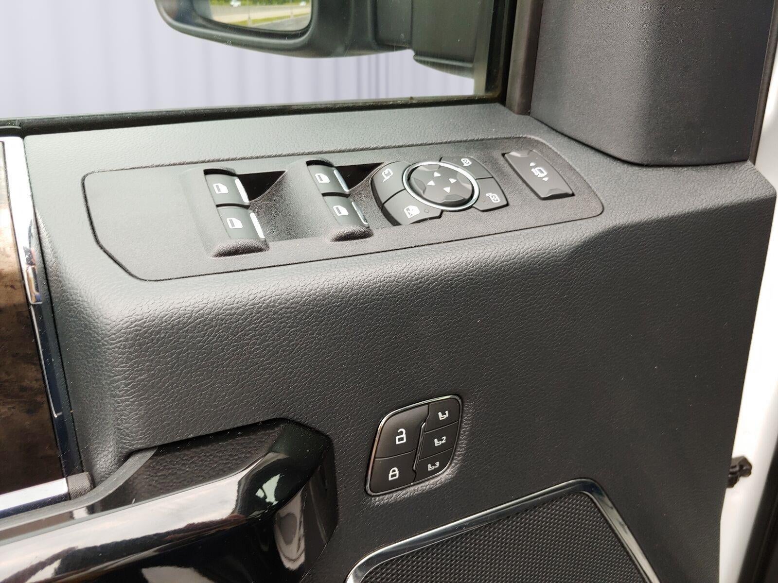 2022 Ford Super Duty F-350 DRW XL