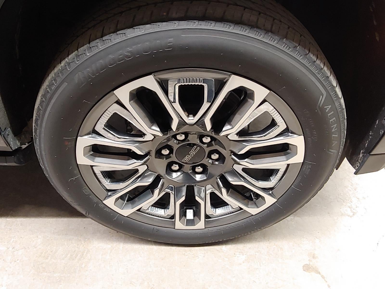 2024 GMC Yukon Denali Ultimate