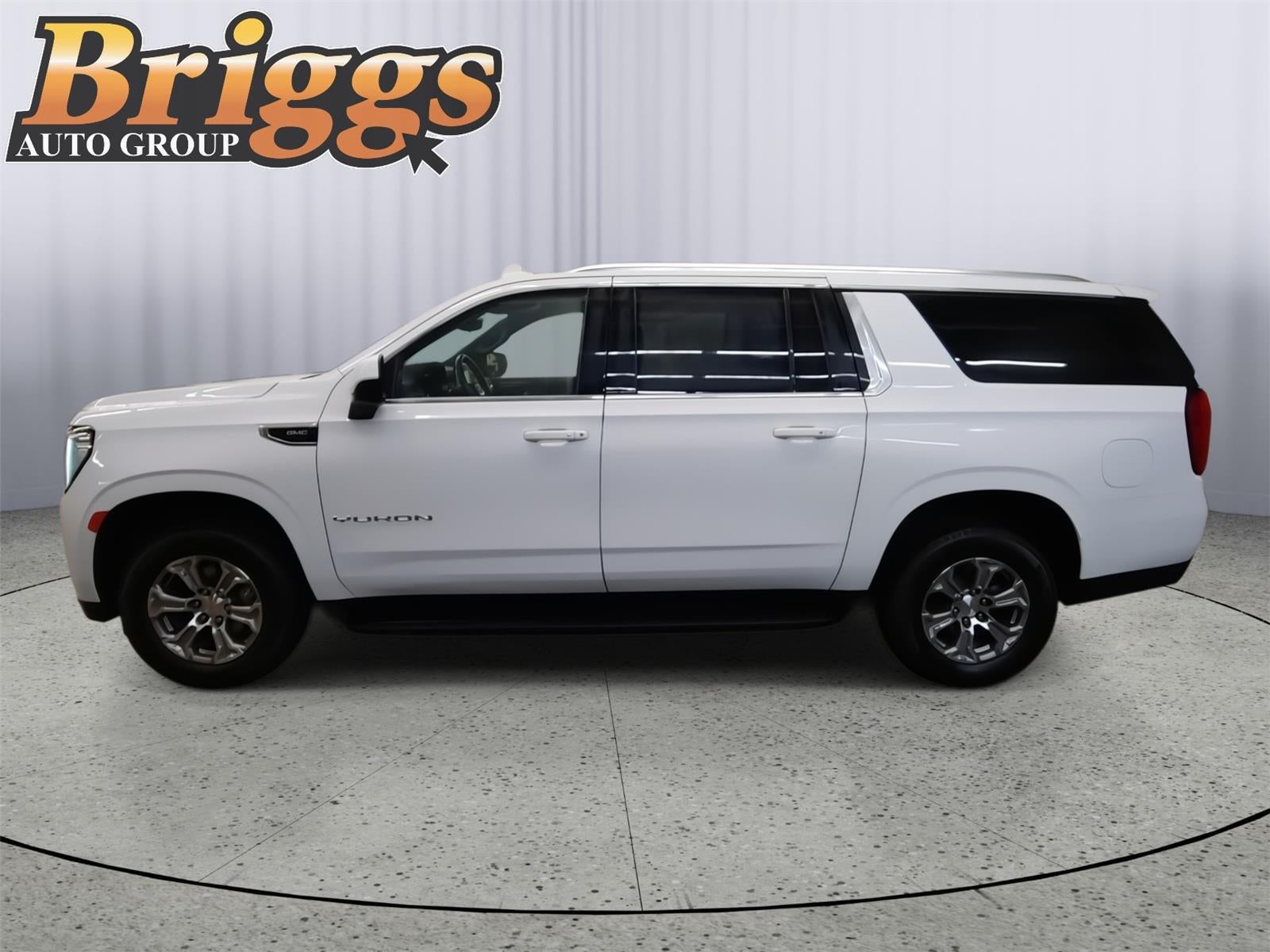 2022 GMC Yukon XL SLE