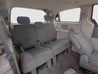 2010 Chrysler Town & Country Touring