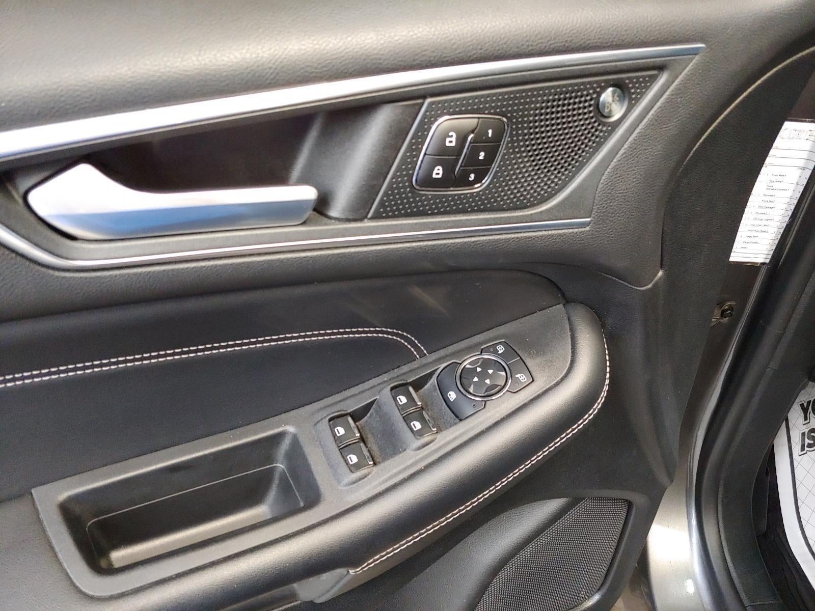 2023 Ford Edge Titanium