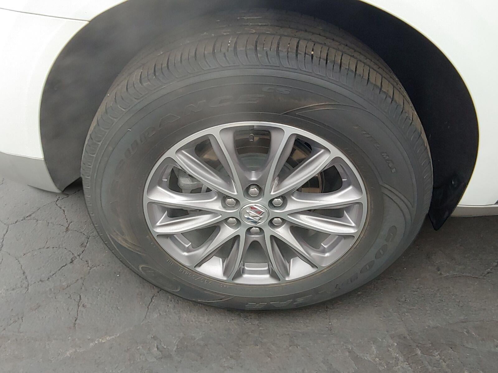 2023 Buick Enclave Essence