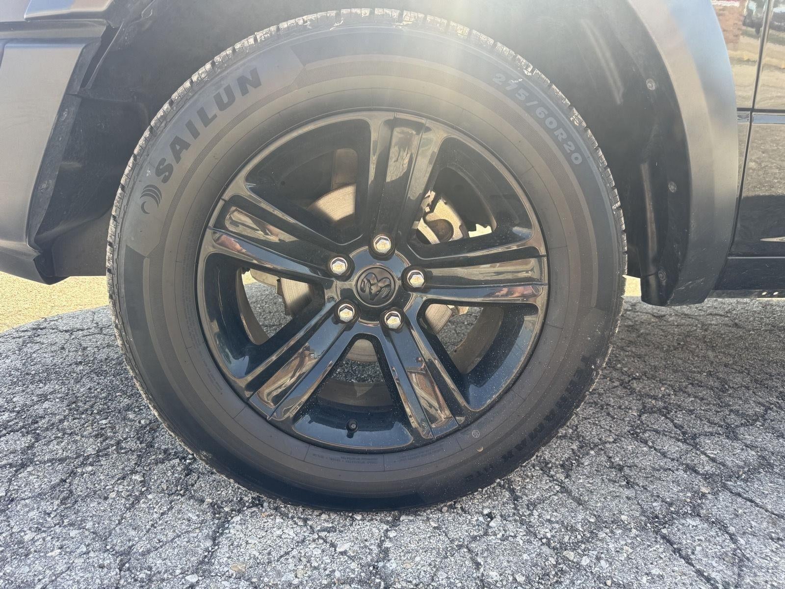2024 RAM 1500 Classic Warlock Crew Cab 4x2 5'7' Box