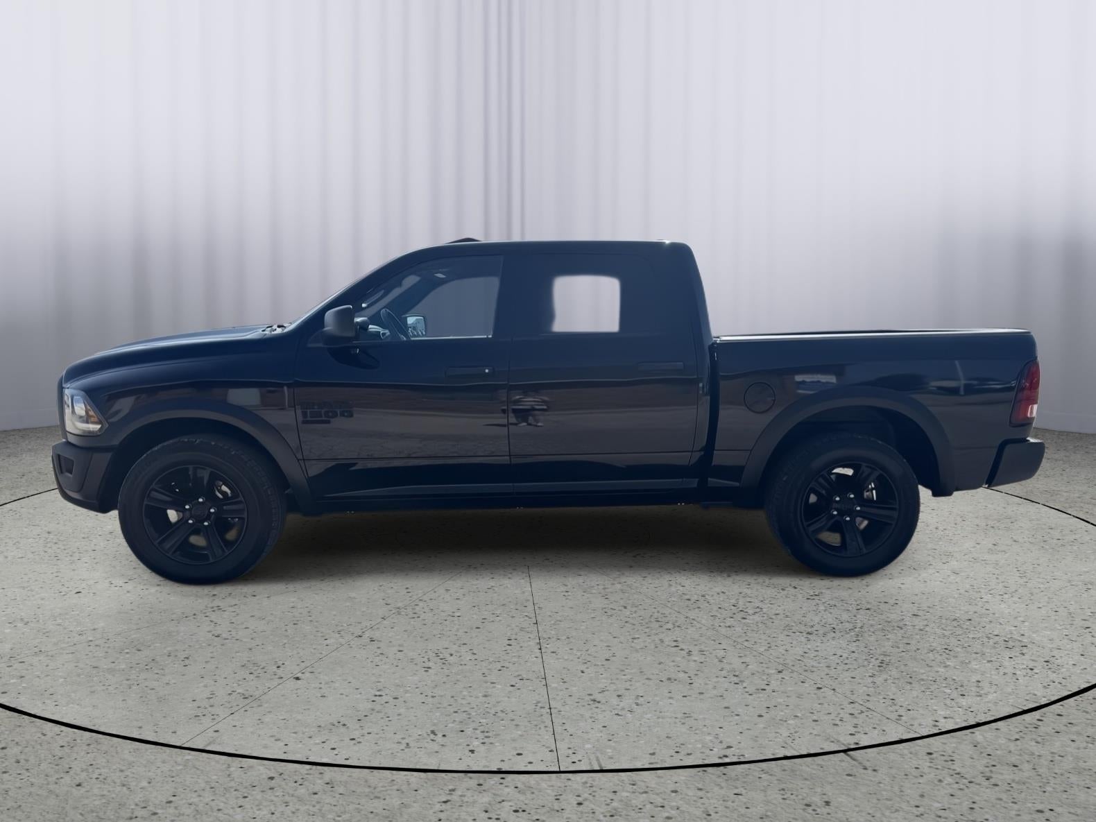 2024 RAM 1500 Classic Warlock Crew Cab 4x2 5'7' Box