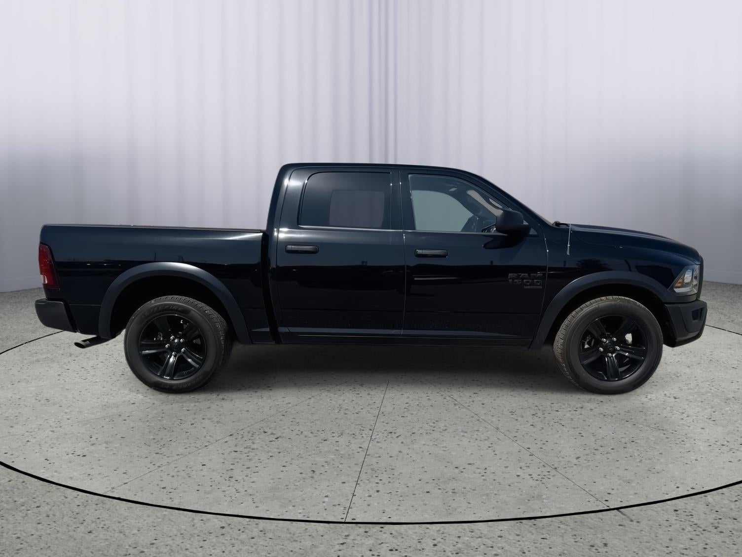 2024 RAM 1500 Classic Warlock Crew Cab 4x2 5'7' Box