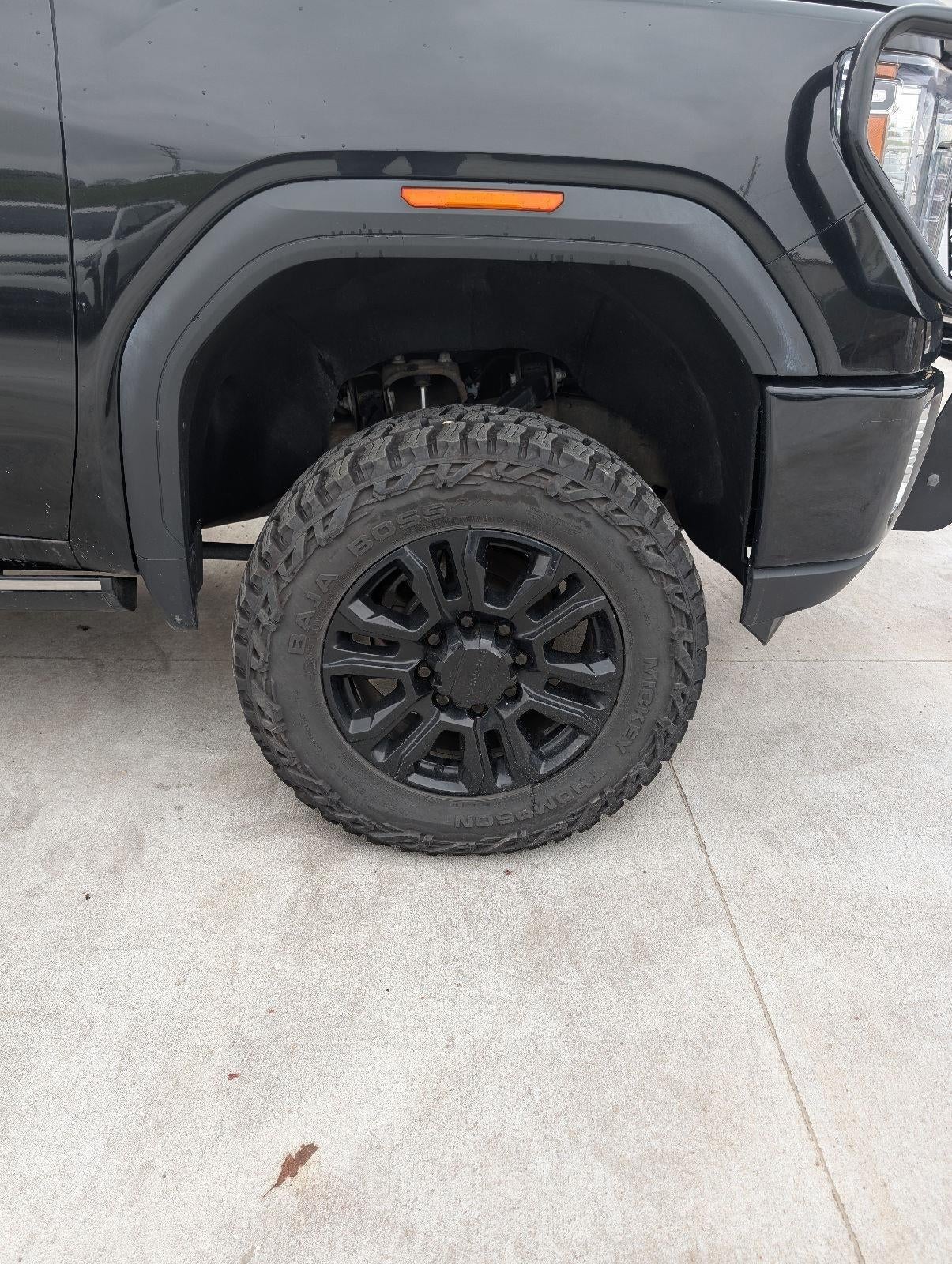 2023 GMC Sierra 2500HD 4WD Crew Cab Standard Bed Denali