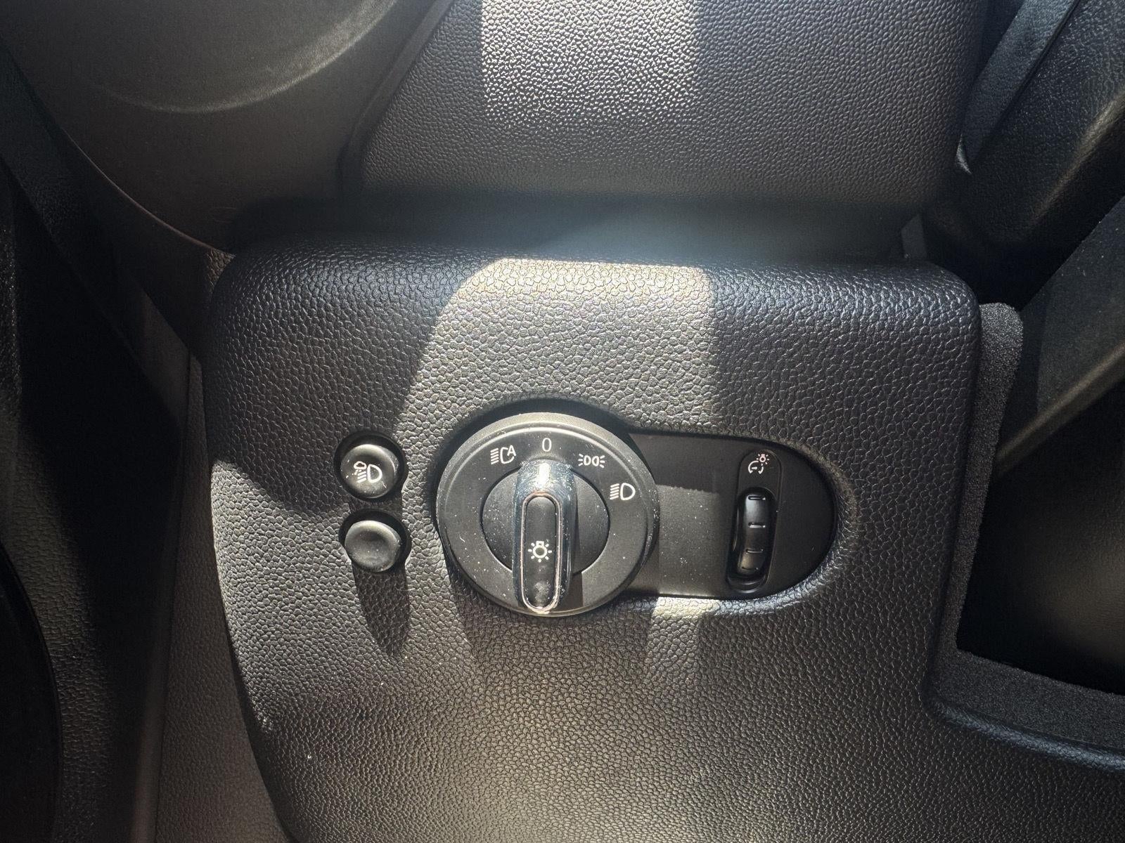2022 MINI Hardtop 2 Door Cooper