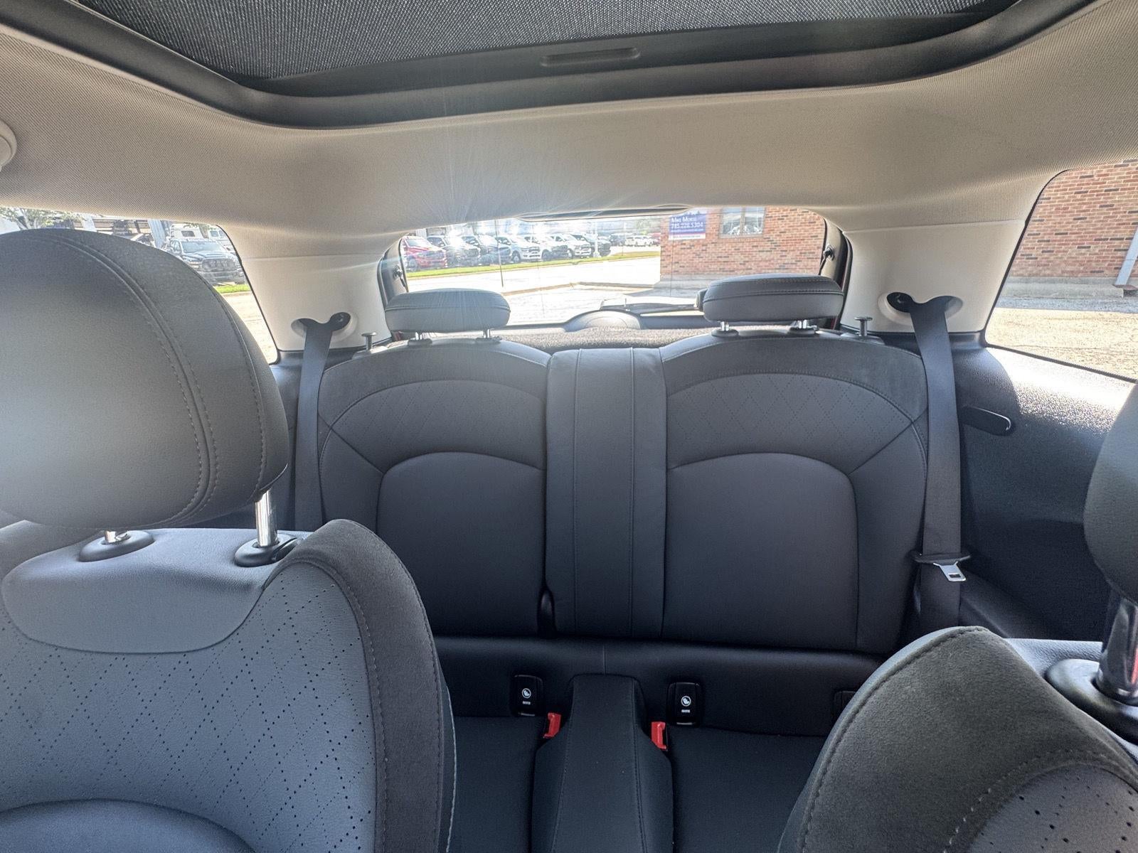 2022 MINI Hardtop 2 Door Cooper