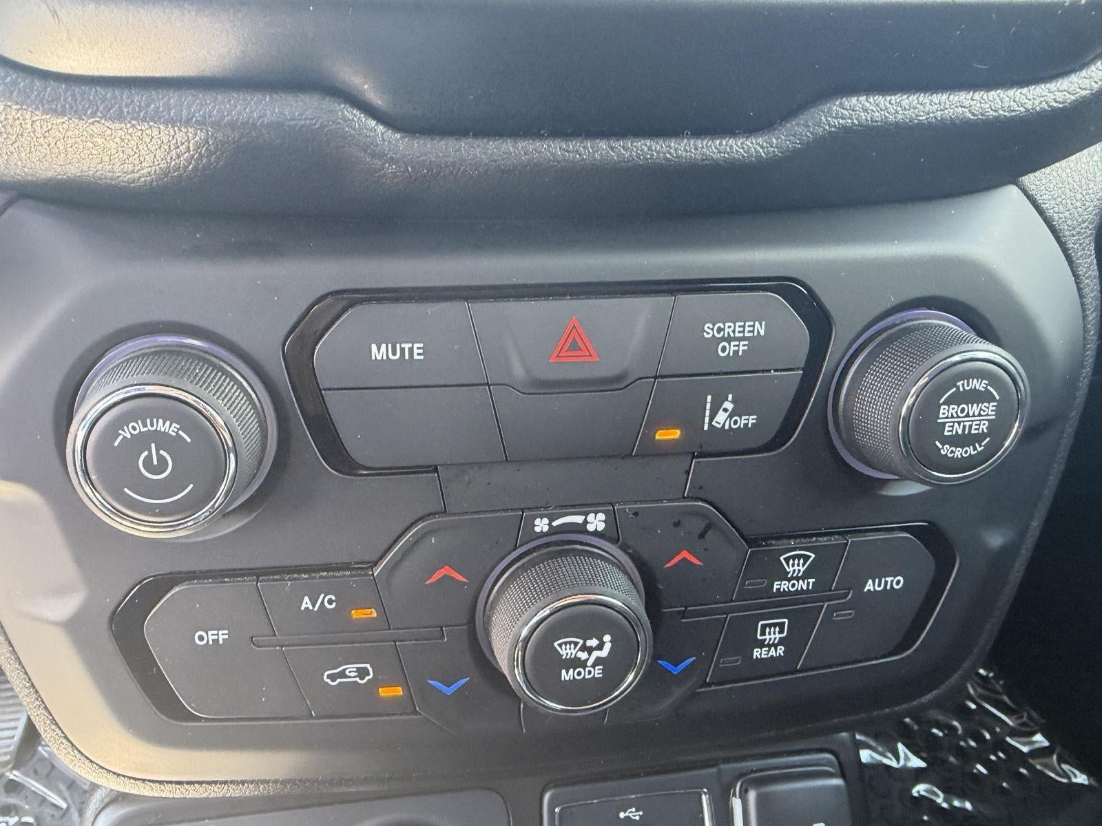 2023 Jeep Renegade Trailhawk
