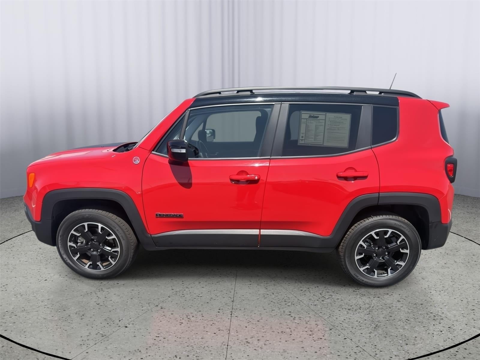 2023 Jeep Renegade Trailhawk