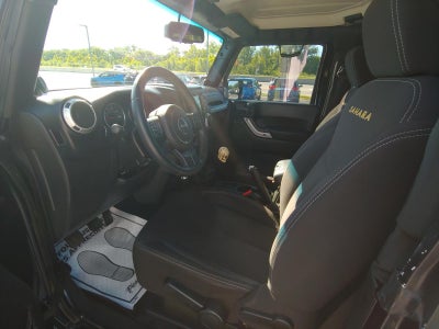 2013 Jeep Wrangler Sahara