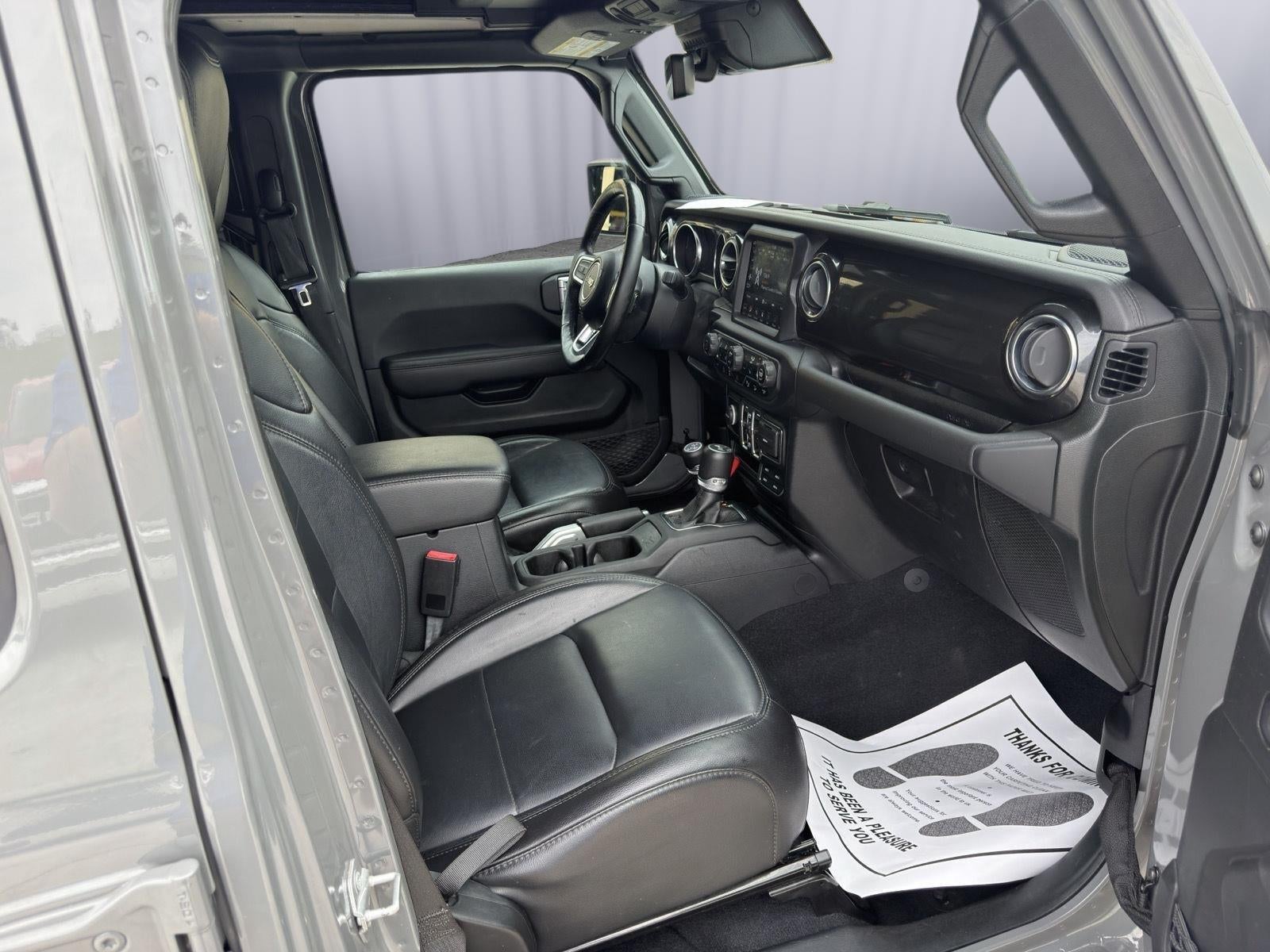 2020 Jeep Wrangler Unlimited Sahara Altitude 4x4