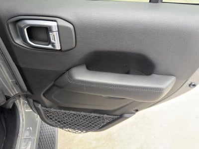 2020 Jeep Wrangler Unlimited Sahara Altitude 4x4