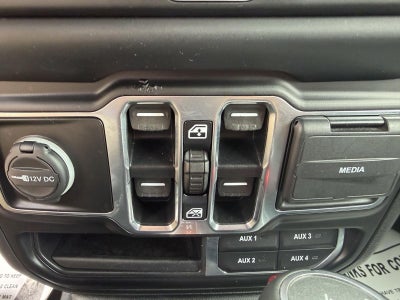 2020 Jeep Wrangler Unlimited Sahara Altitude 4x4