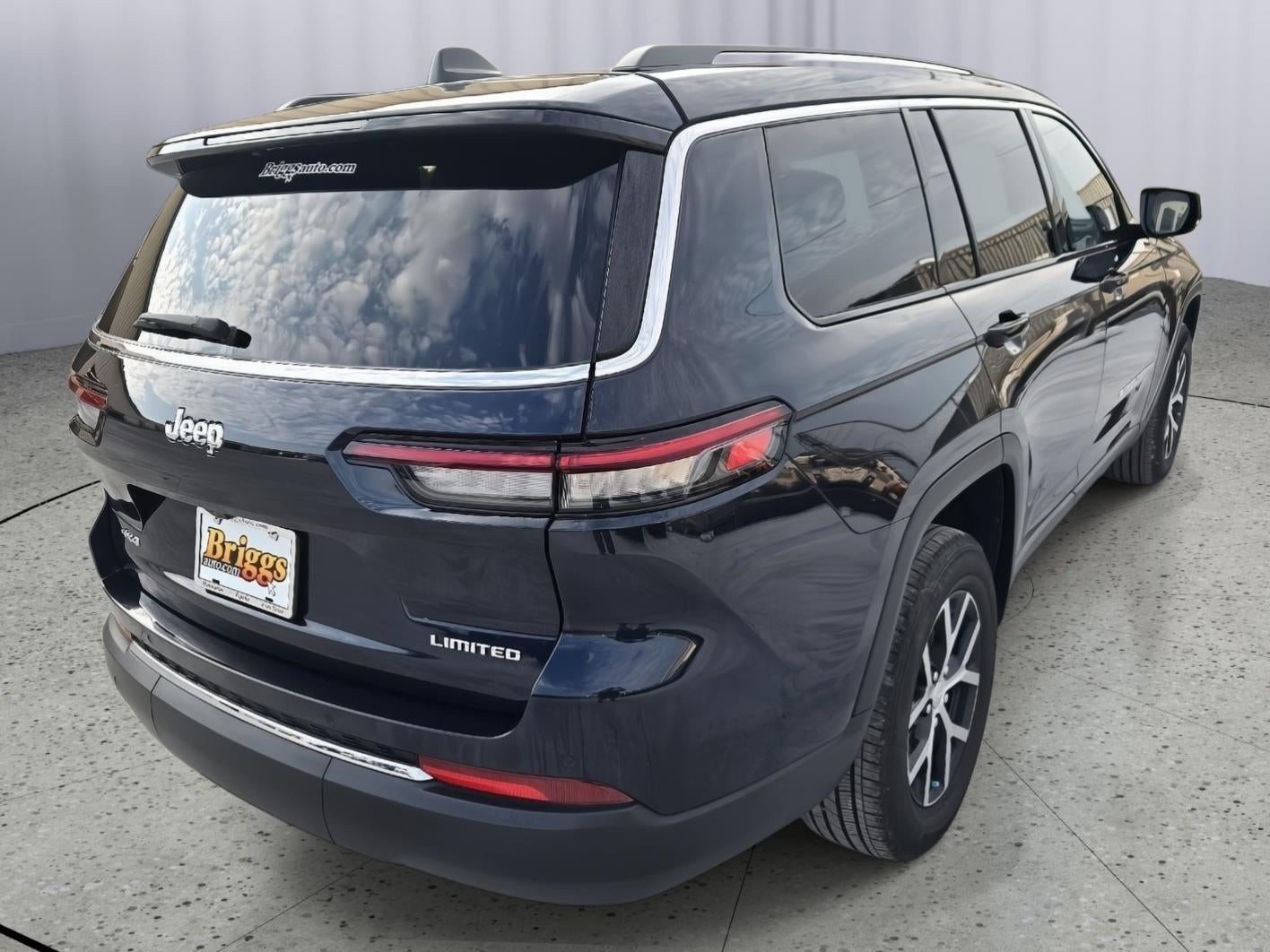 2023 Jeep Grand Cherokee L Limited 4x4