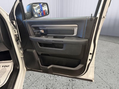 2024 RAM 1500 Classic Warlock Crew Cab 4x2 5'7' Box