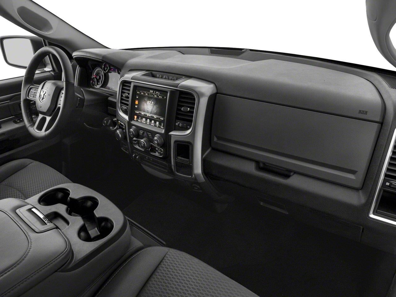 2017 RAM 1500 Big Horn Crew Cab 4x4 5'7' Box