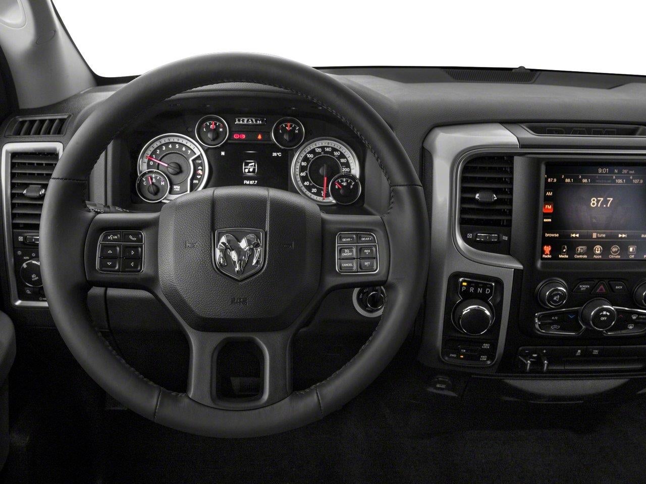2017 RAM 1500 Big Horn Crew Cab 4x4 5'7' Box