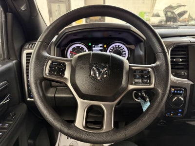 2024 RAM 1500 Classic Warlock Crew Cab 4x4 5'7' Box