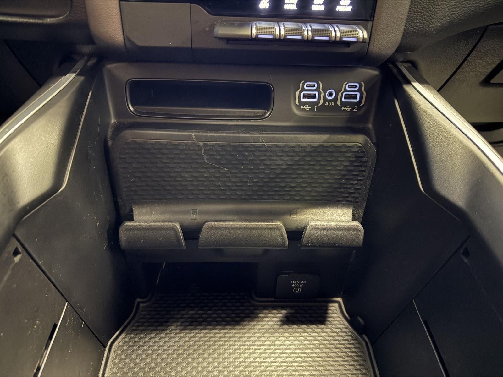 2022 RAM 1500 Big Horn Quad Cab 4x4 6'4' Box