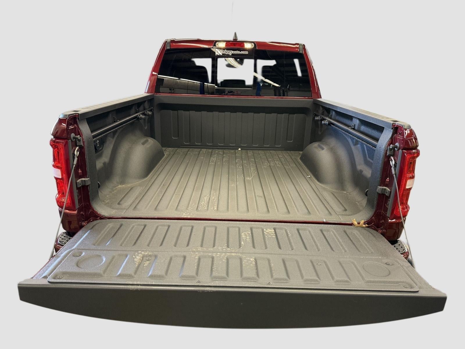 2025 RAM 1500 Big Horn Crew Cab 4x4 5'7' Box