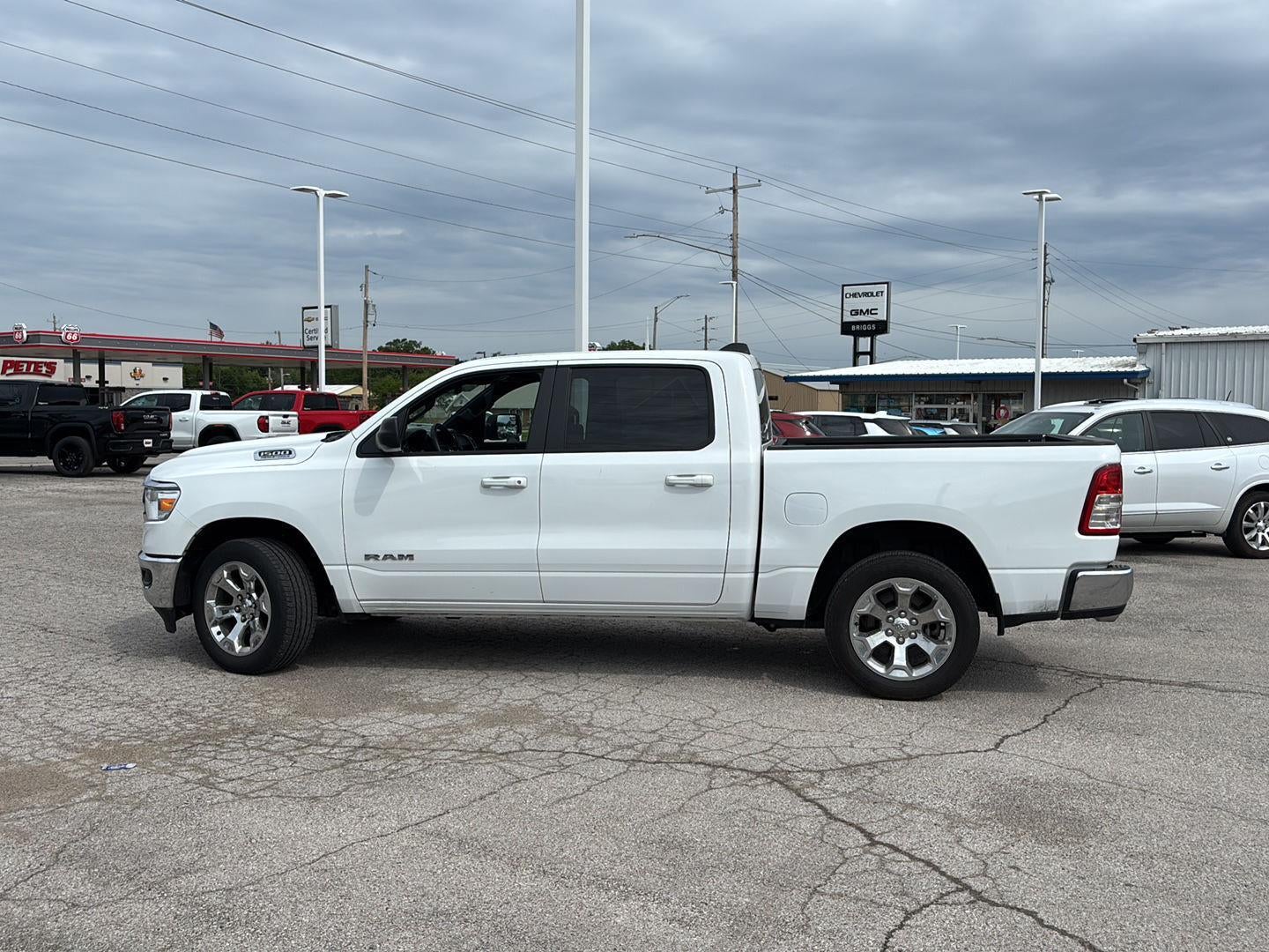 2022 RAM 1500 Big Horn Crew Cab 4x4 5'7' Box