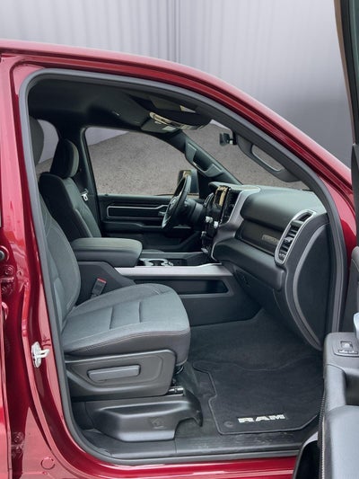 2023 RAM 1500 Big Horn Crew Cab 4x4 5'7' Box