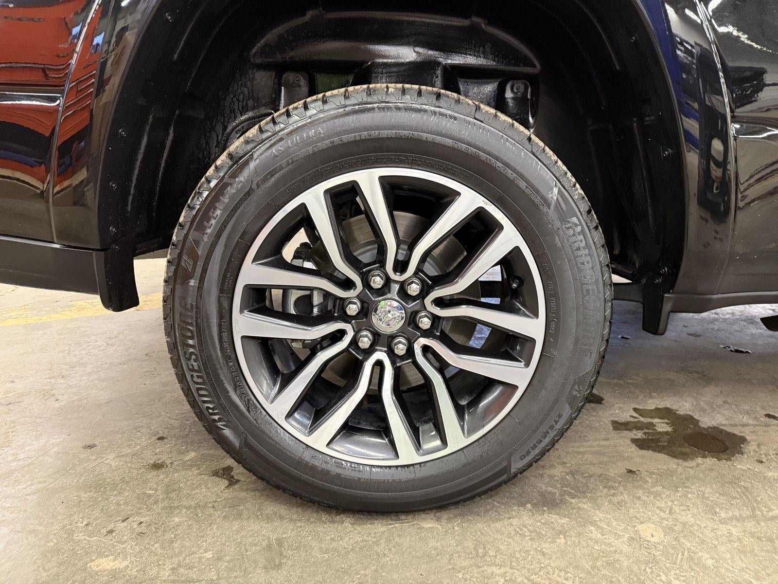 2025 RAM 1500 Limited Longhorn Crew Cab 4x4 5'7' Box