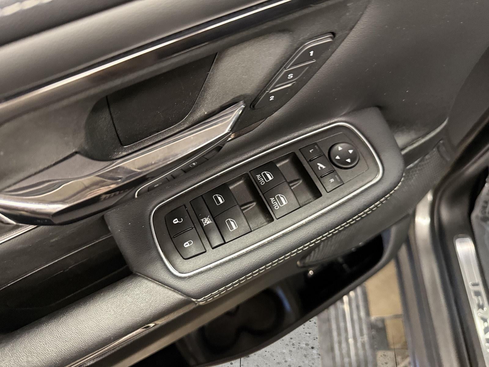 2024 RAM 1500 Limited Crew Cab 4x4 5'7' Box