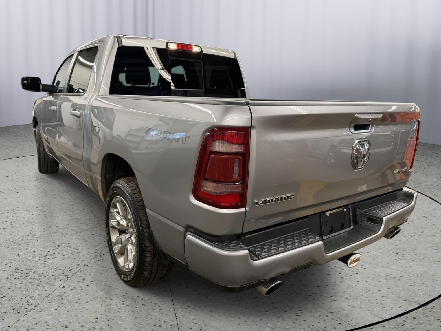 2023 RAM 1500 Laramie Crew Cab 4x4 5'7' Box