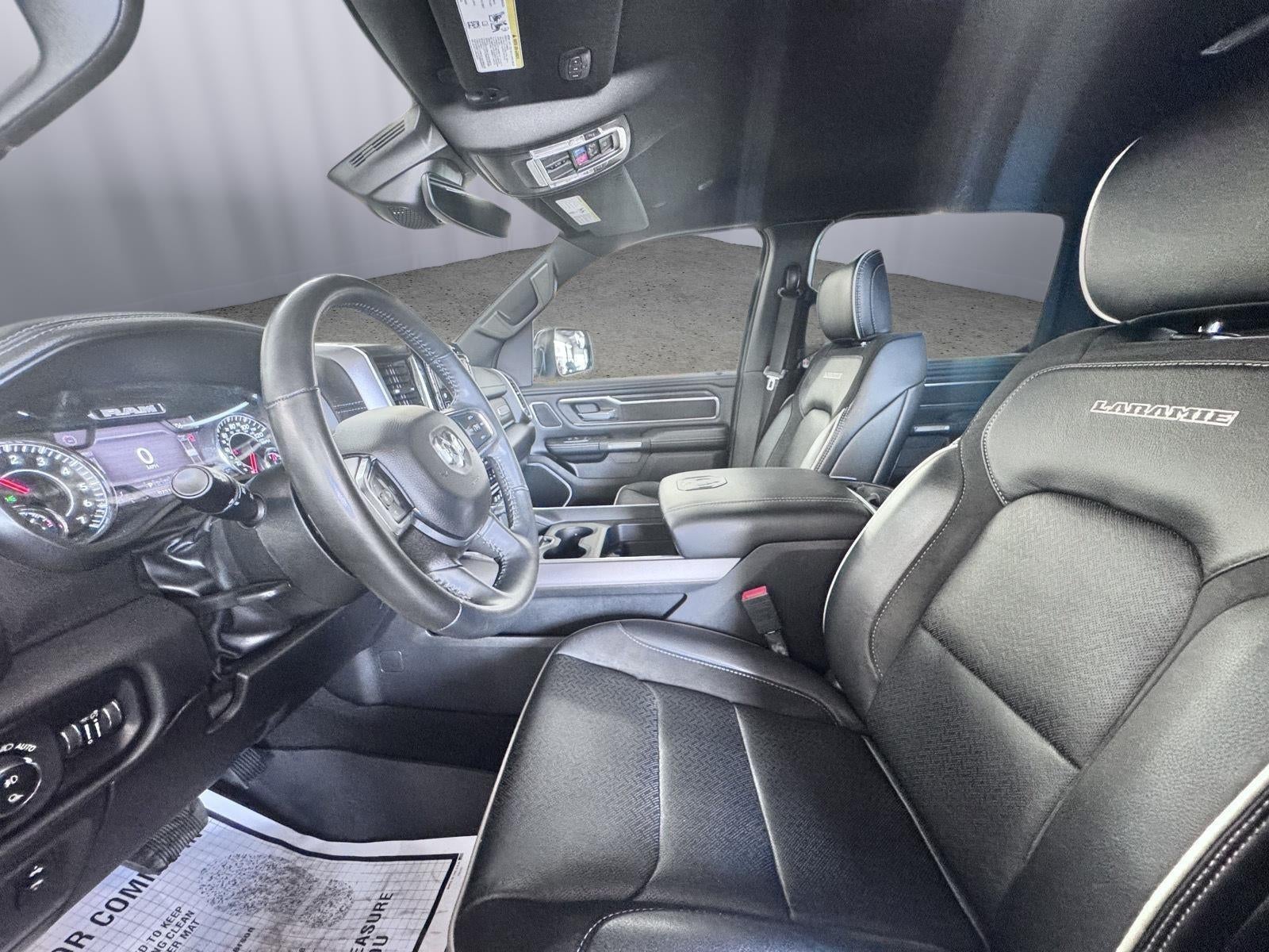 2023 RAM 1500 Laramie Crew Cab 4x4 5'7' Box