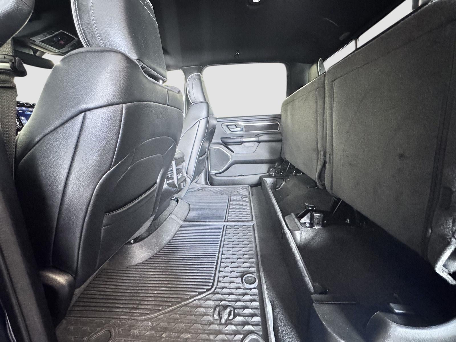 2023 RAM 1500 Laramie Crew Cab 4x4 5'7' Box