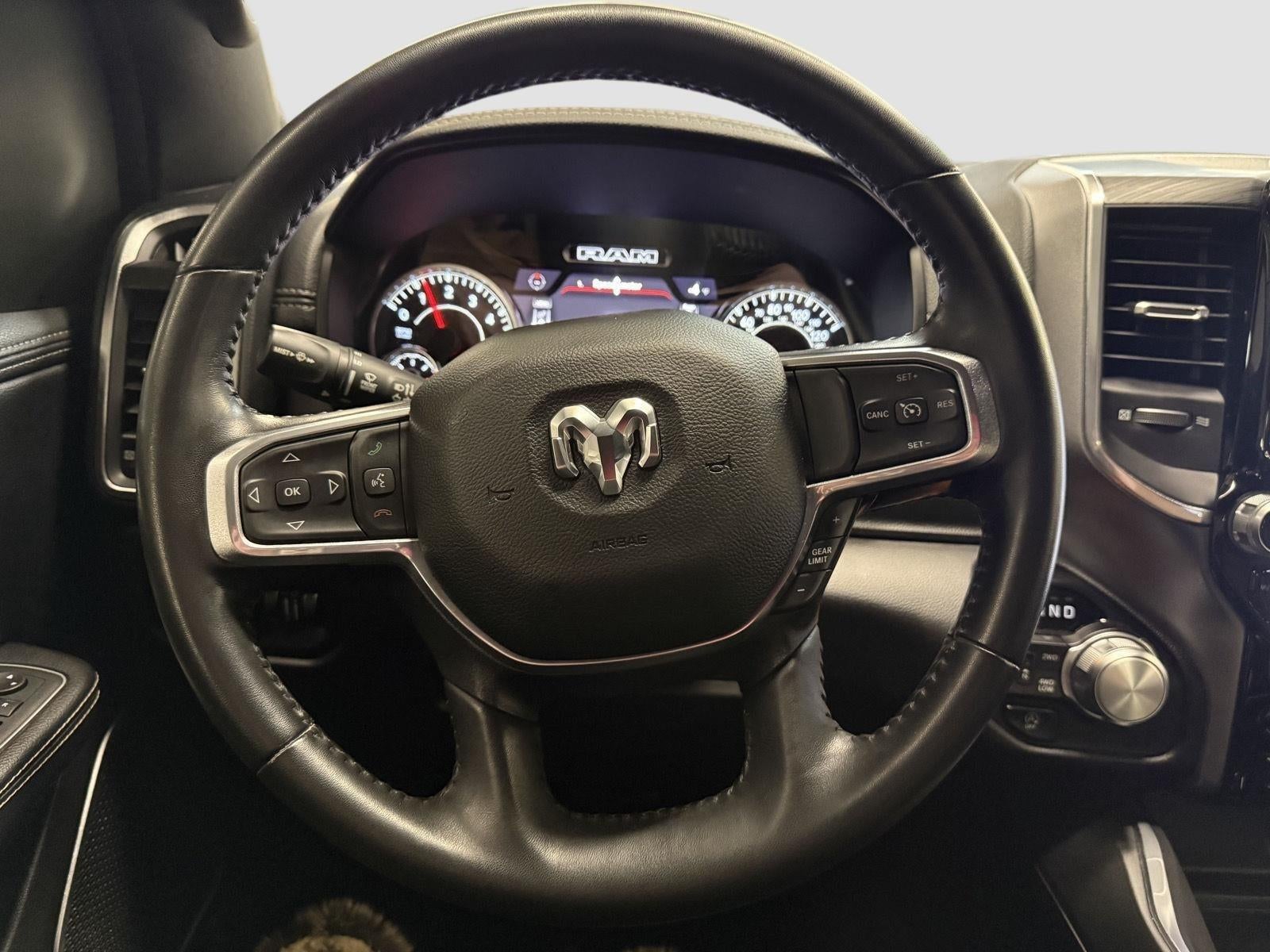 2023 RAM 1500 Laramie Crew Cab 4x4 5'7' Box