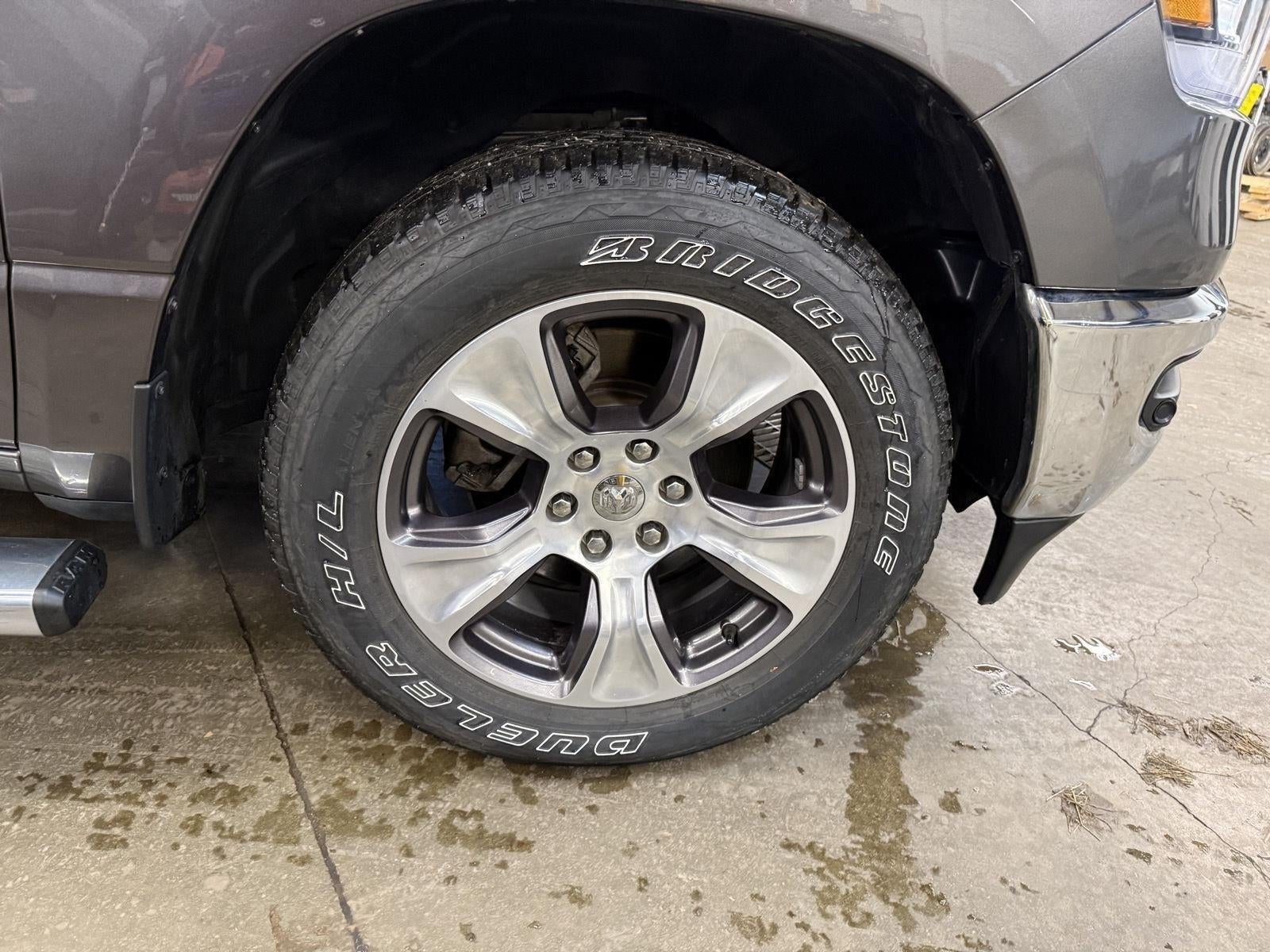 2023 RAM 1500 Laramie Crew Cab 4x4 5'7' Box