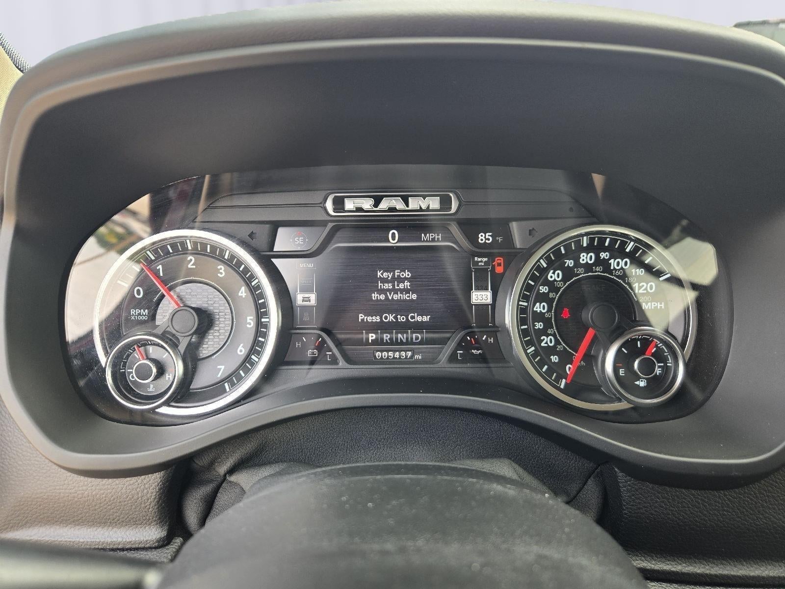 2021 RAM 1500 Laramie Crew Cab 4x4 5'7' Box