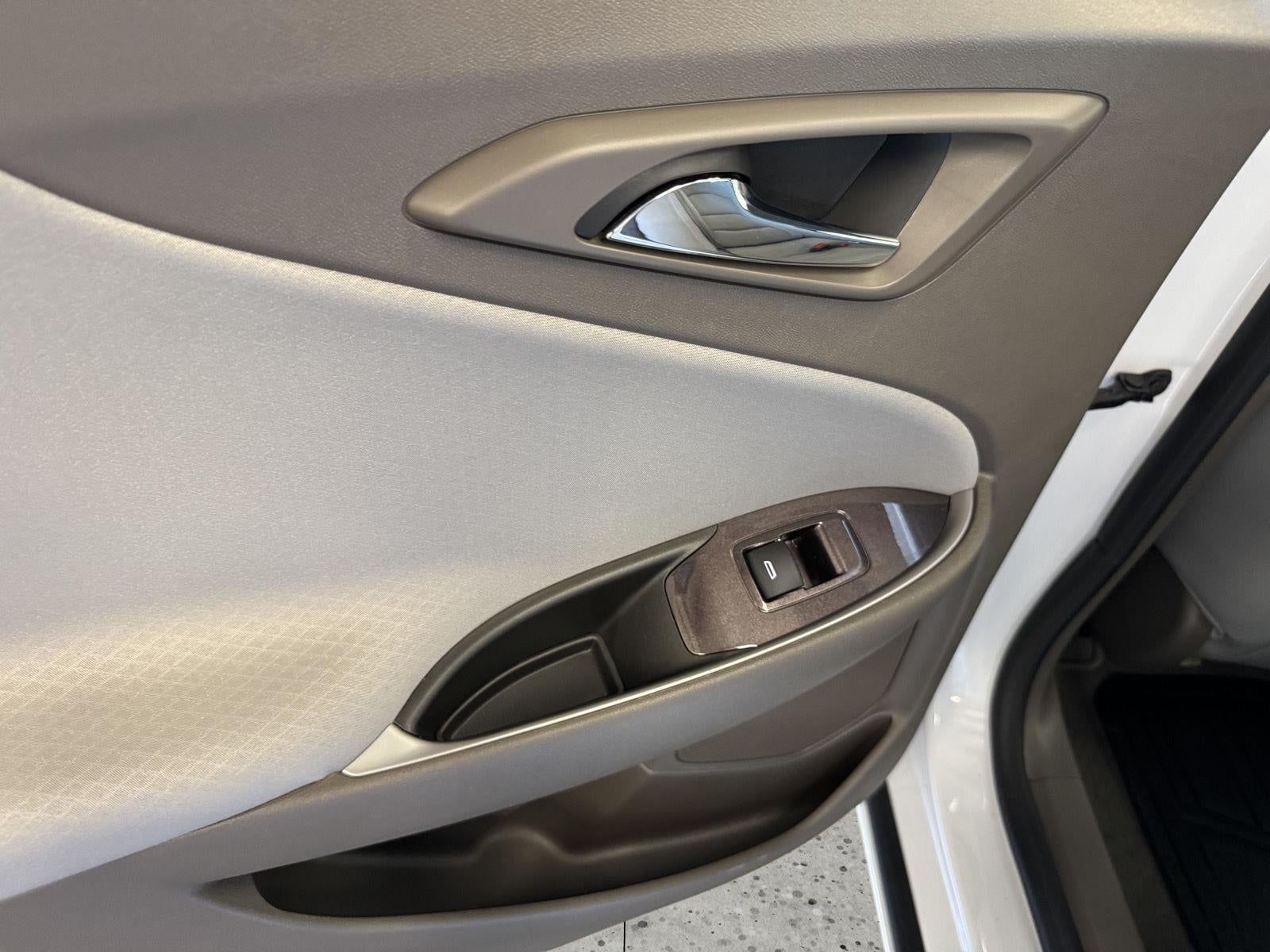 2020 Chevrolet Malibu FWD 1FL