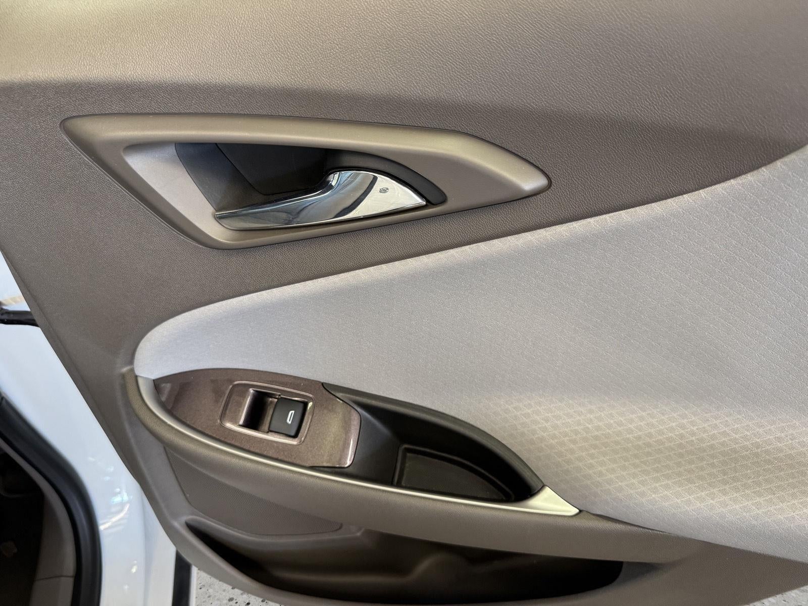 2020 Chevrolet Malibu FWD 1FL