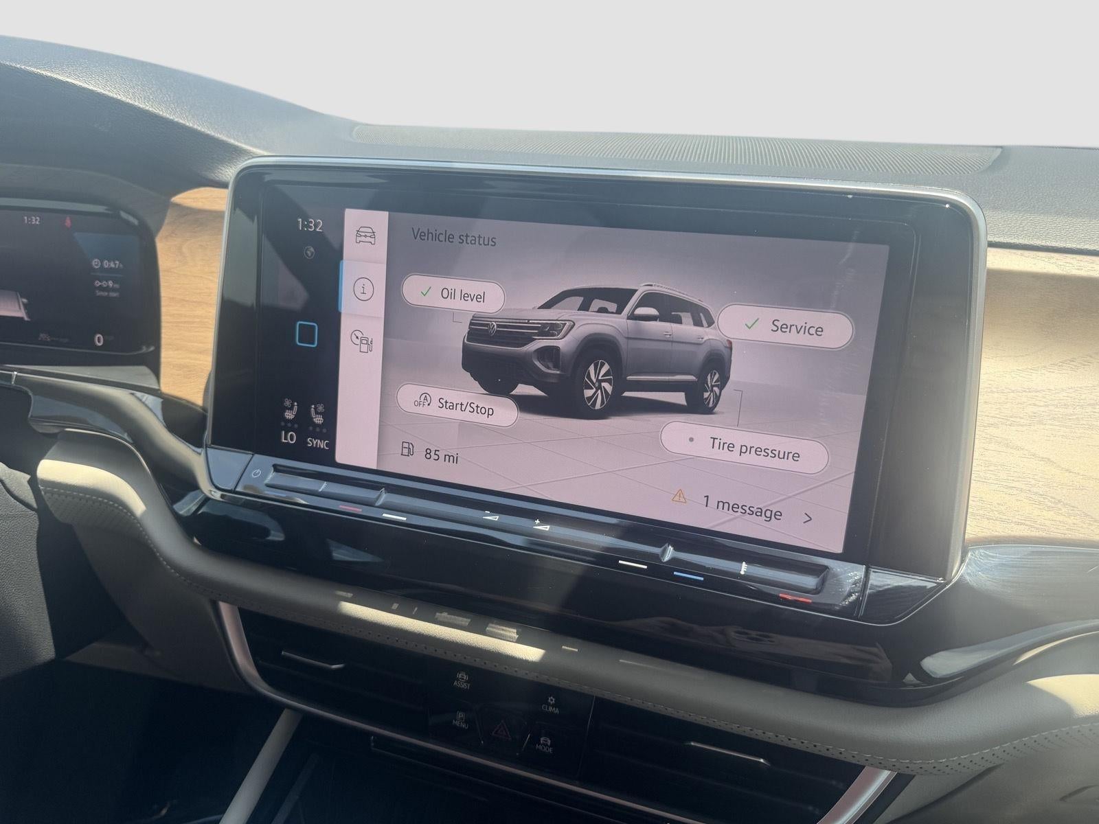 2025 Volkswagen Atlas 2.0T SE w/Technology