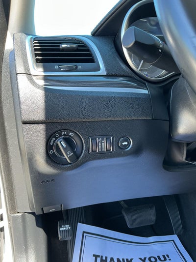 2022 Chrysler 300 Touring L