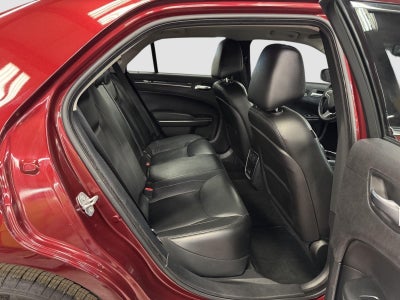 2016 Chrysler 300 Limited