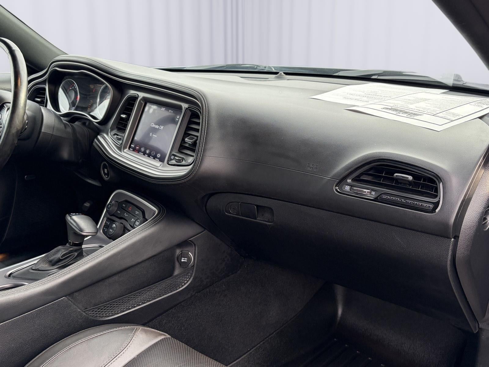 2021 Dodge Challenger SXT