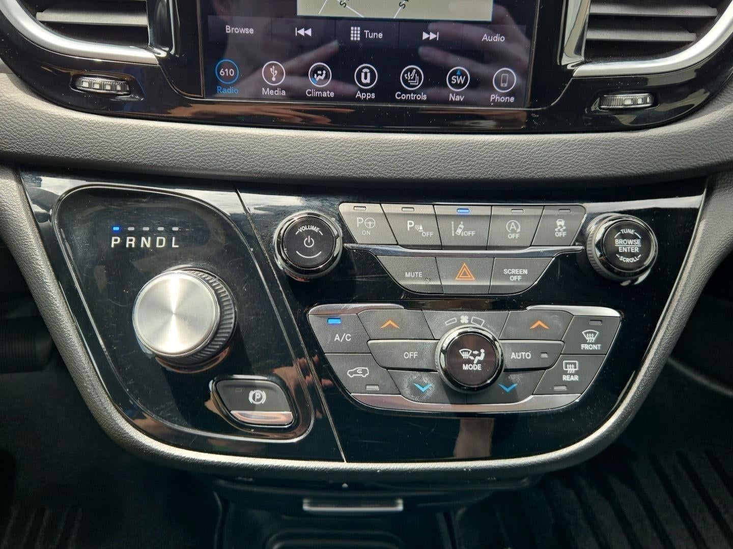 2018 Chrysler Pacifica Touring L Plus