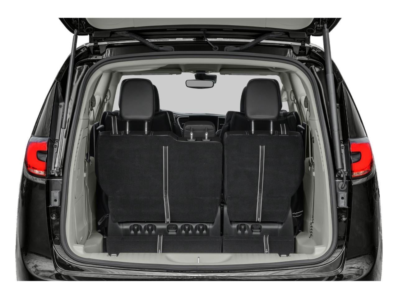 2024 Chrysler Pacifica Select