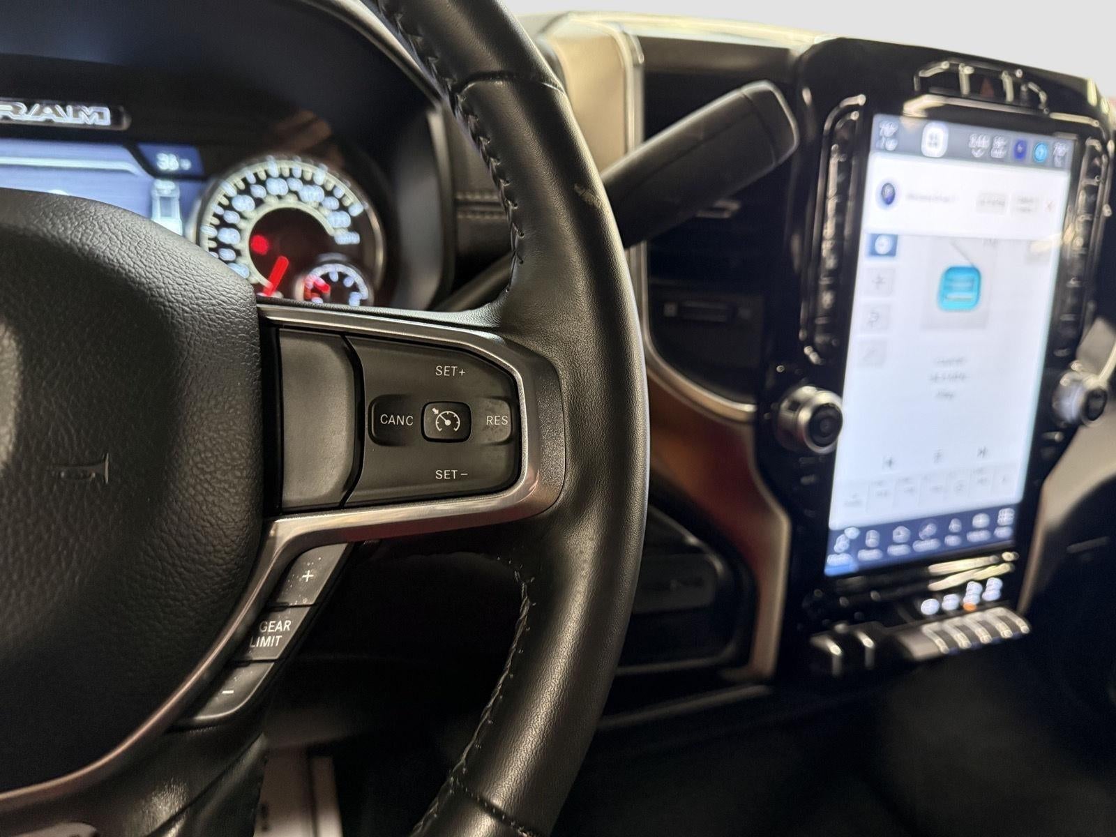 2024 RAM 2500 Laramie Crew Cab 4x4 6'4' Box