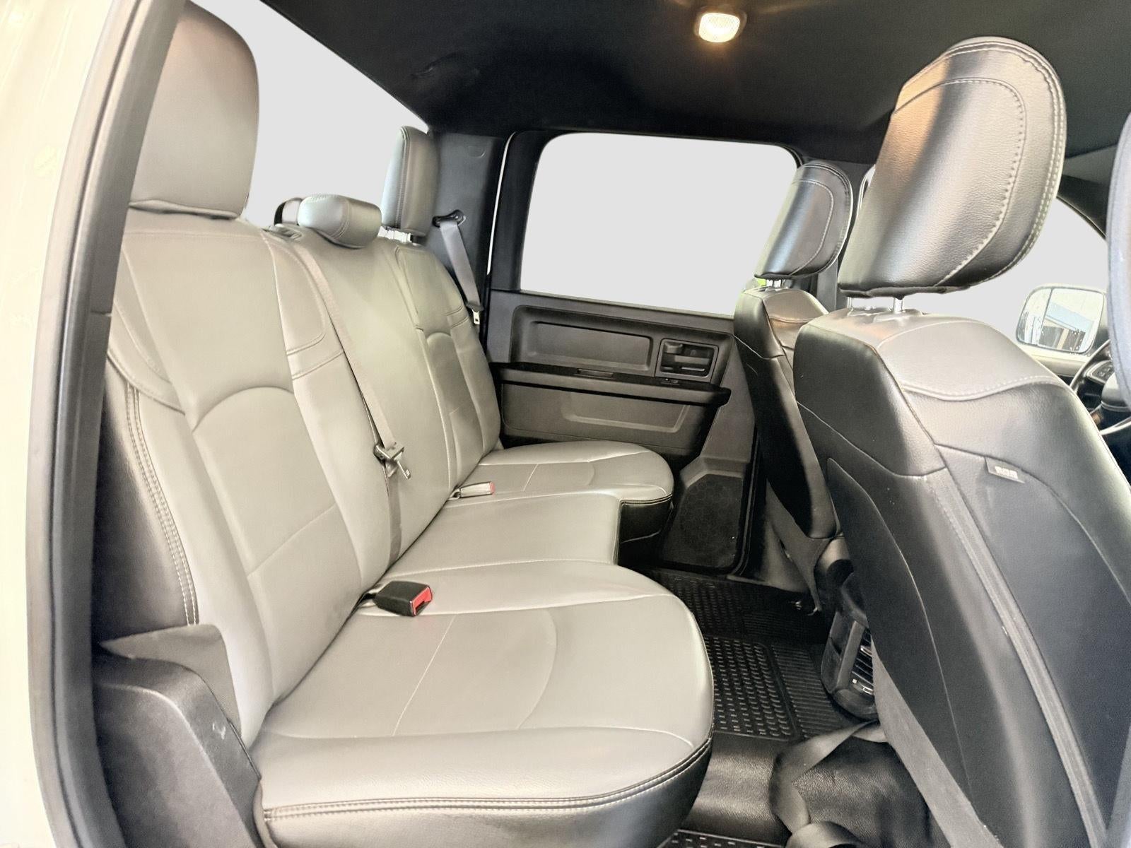 2022 RAM 2500 Tradesman Crew Cab 4x4 8' Box