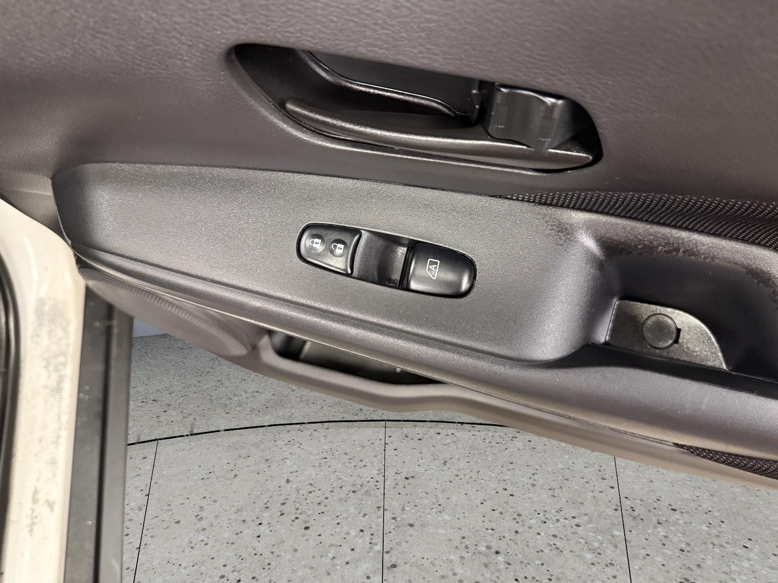 2020 Nissan Kicks S Xtronic CVT