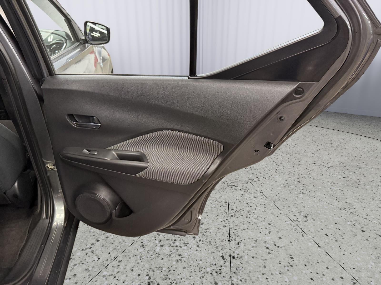 2020 Nissan Kicks SV Xtronic CVT