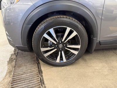 2020 Nissan Kicks SV Xtronic CVT